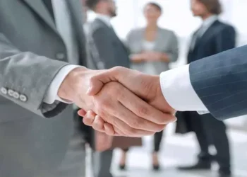 نقل ملكية العقار و احكام القرار 1198 بين التمليك او التعويض